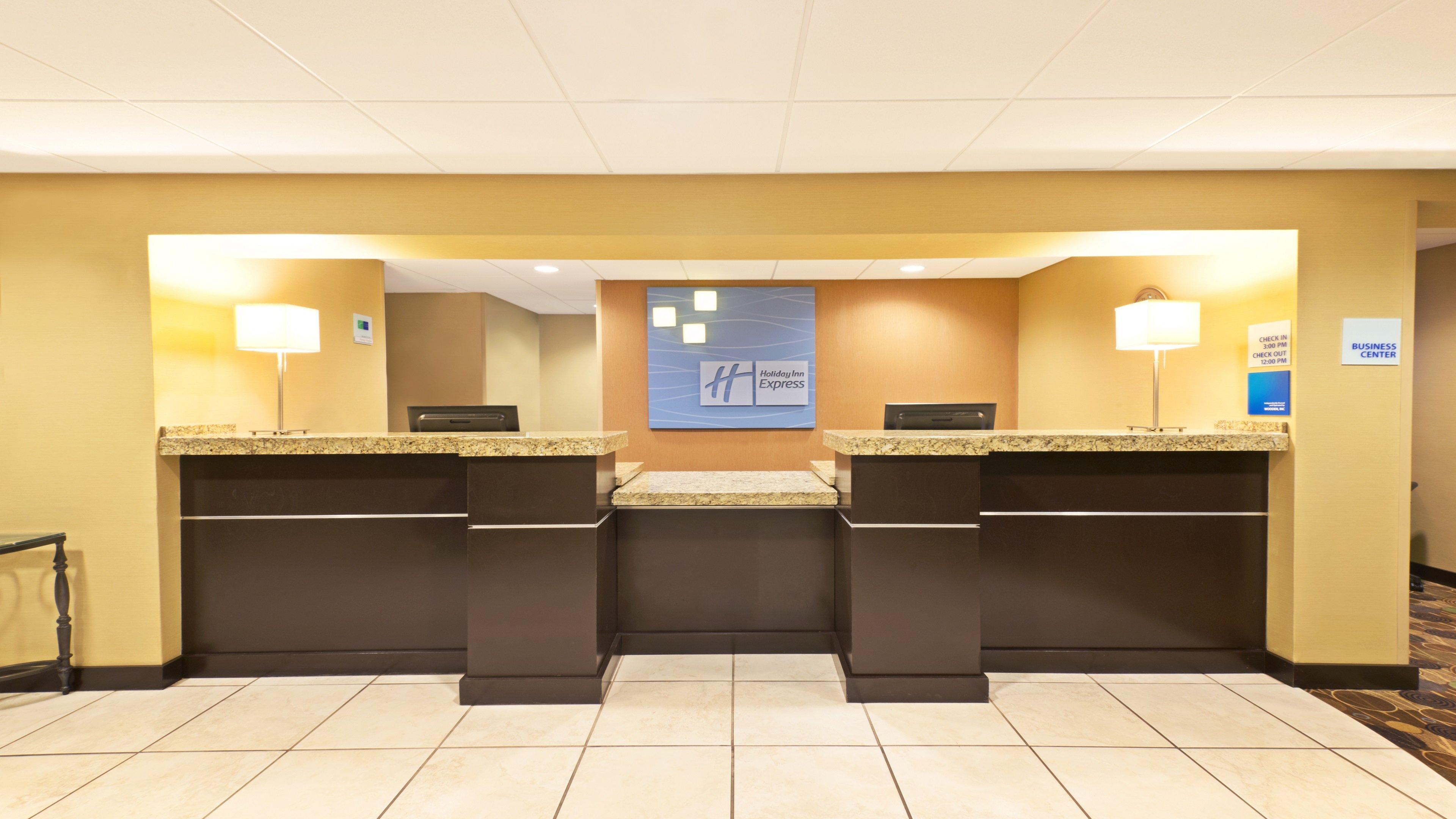 Holiday Inn Express Hotel & Suites Colby, An Ihg Hotel Exteriör bild