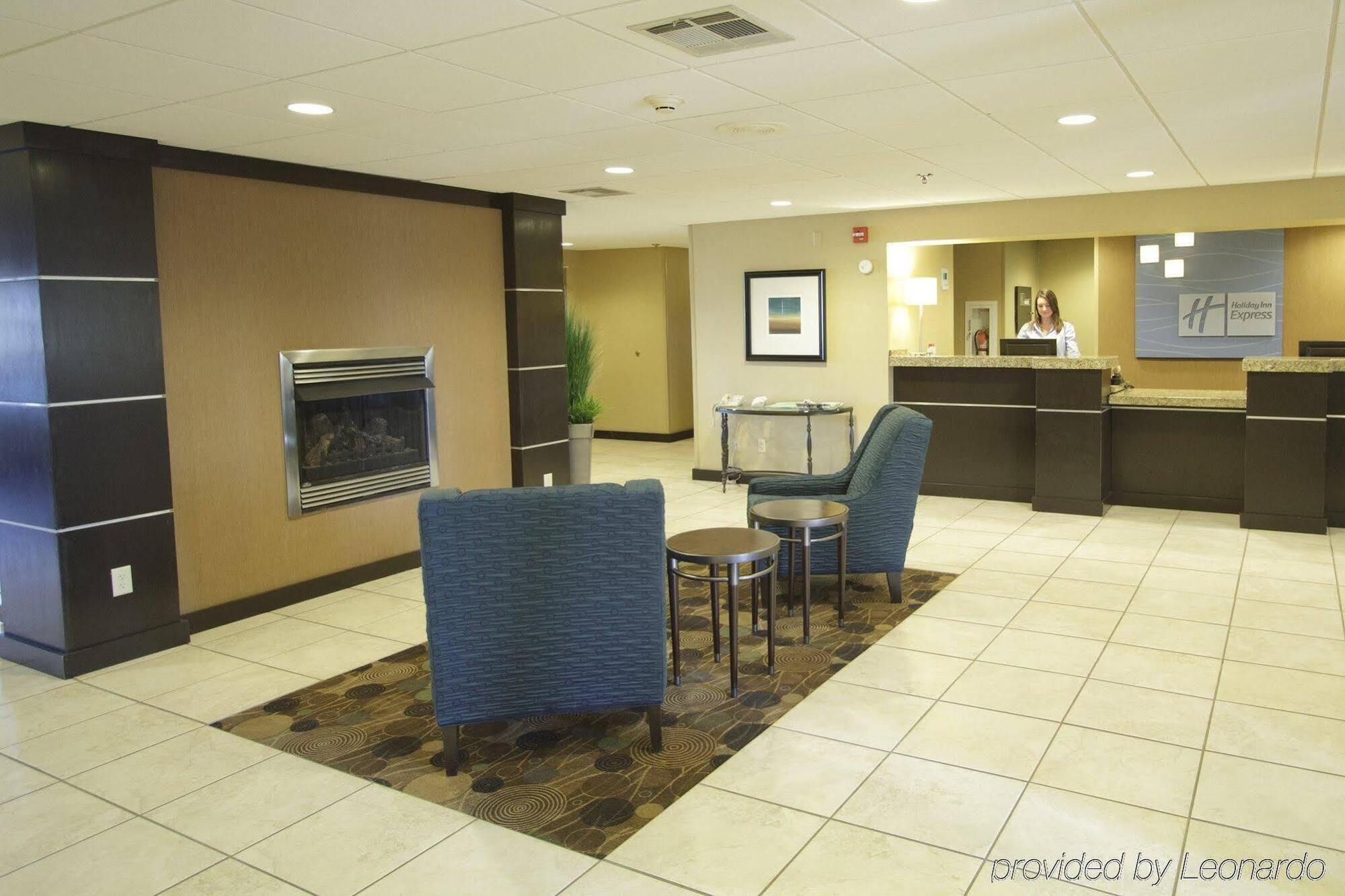 Holiday Inn Express Hotel & Suites Colby, An Ihg Hotel Exteriör bild